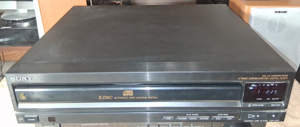 SONY CDP-C401 5-DISC AUTOMATIC COMPACT DISC CD PLAYER DUAL D/A CONVERTER SYSTEM