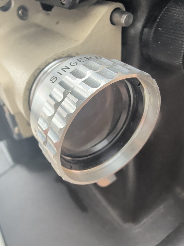 16mm GRAFLEX PROJECTOR
