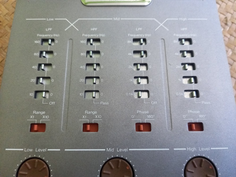 Nakamichi EC 302 3 Way Electronic Crossover