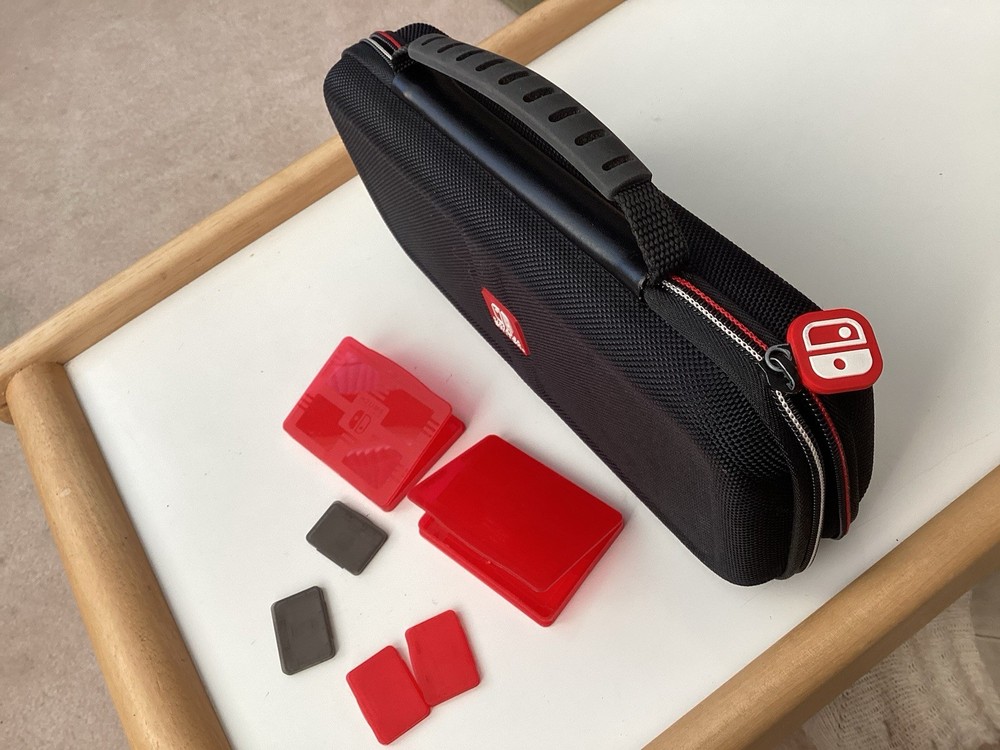 NIntendo Switch Carrring Case Black