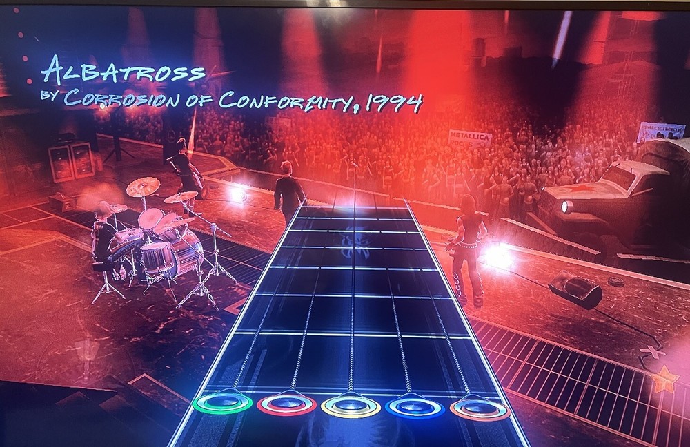 Xbox 360 S Console Guitar Hero 3 Bundle Guitar Controller 3 Games Tested