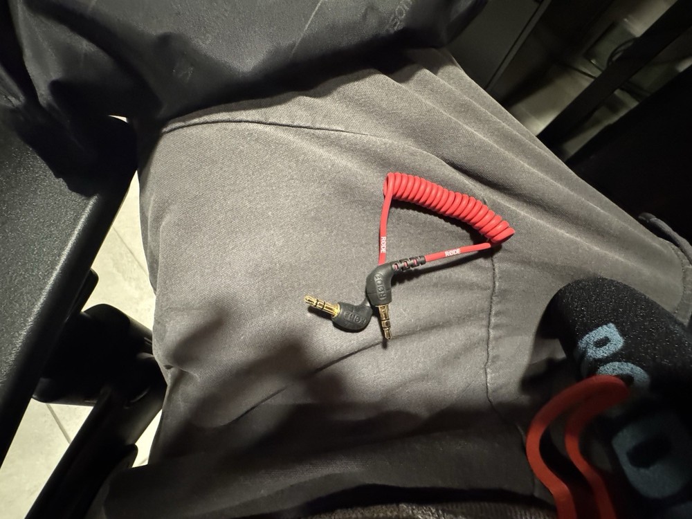 Rode VideoMic GO Lightweight On Camera Microphone