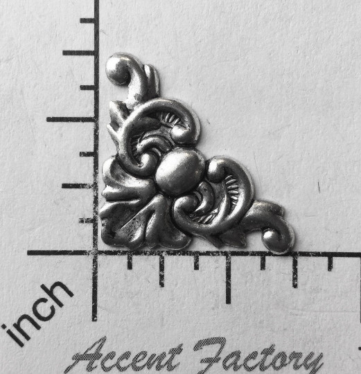 23444         2  Pc. Matte Silver Oxidized Victorian Corner Brass Finding