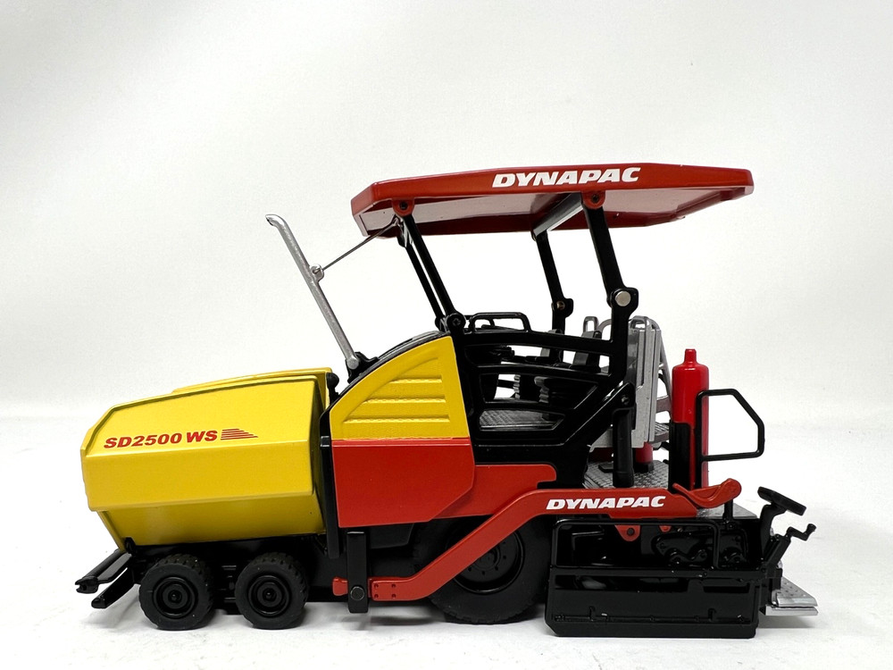 RARE! The New Paver Range SD2500WS Construction Diecast Model by Dynapac
