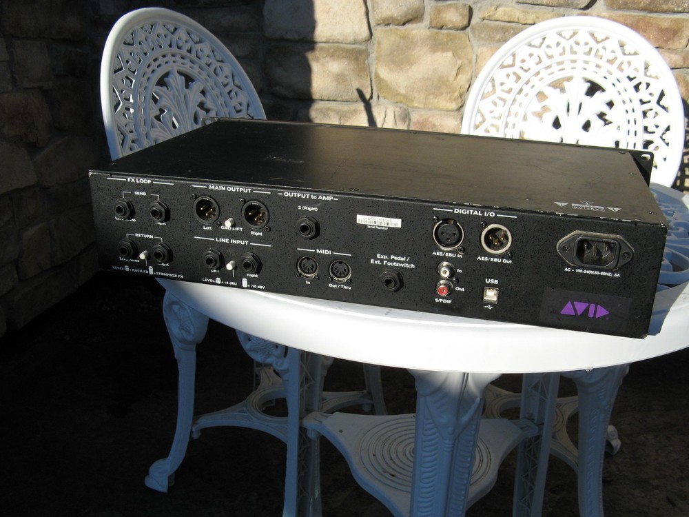 Avid Eleven Rack Effect Processor Guitar Effect and Interface