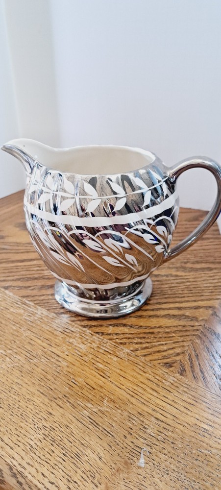 Sadler Large Creamer Silver & White Design