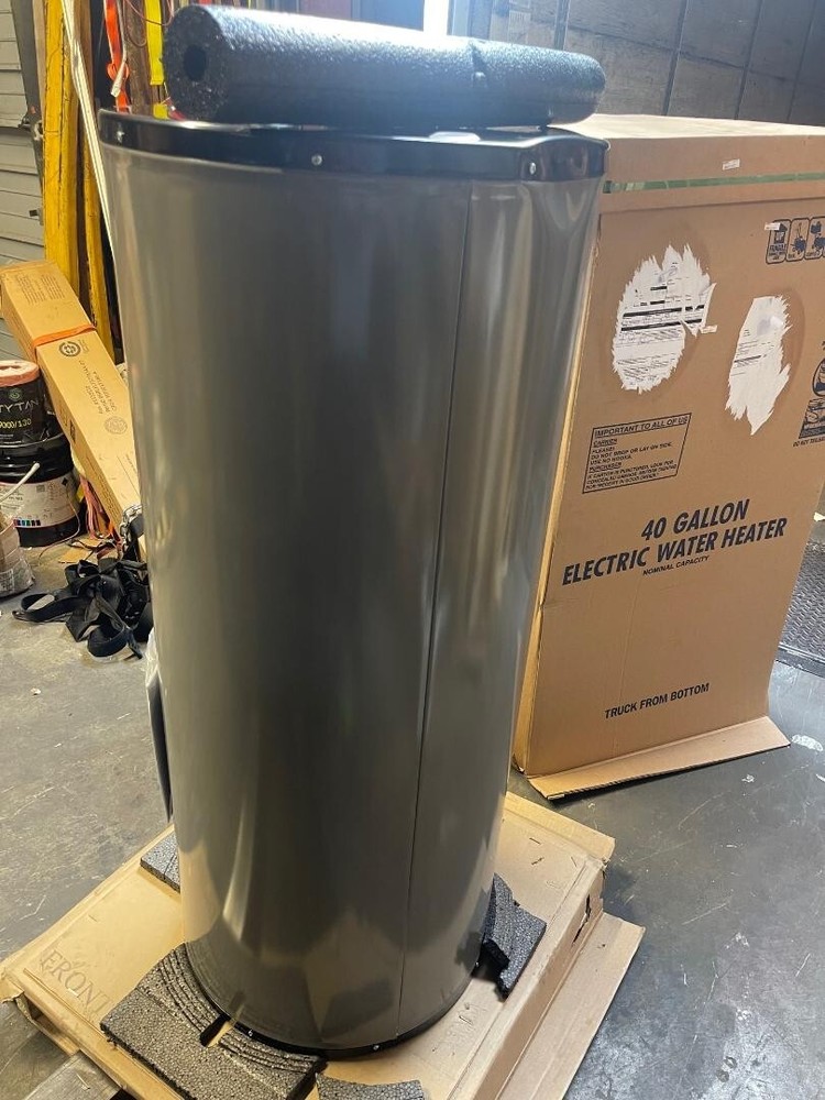 RHEEM RUUD Commercial Light Duty Electric Water Heater 40 Gallon 240 Volt New