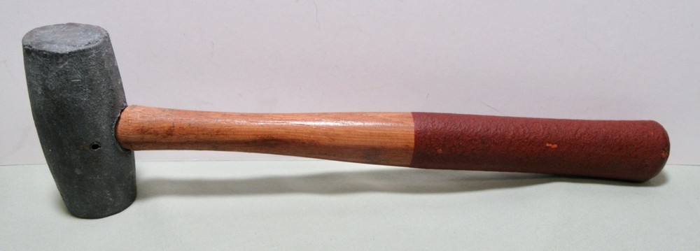 AFCO 39.5oz Hammer With 10" Handle