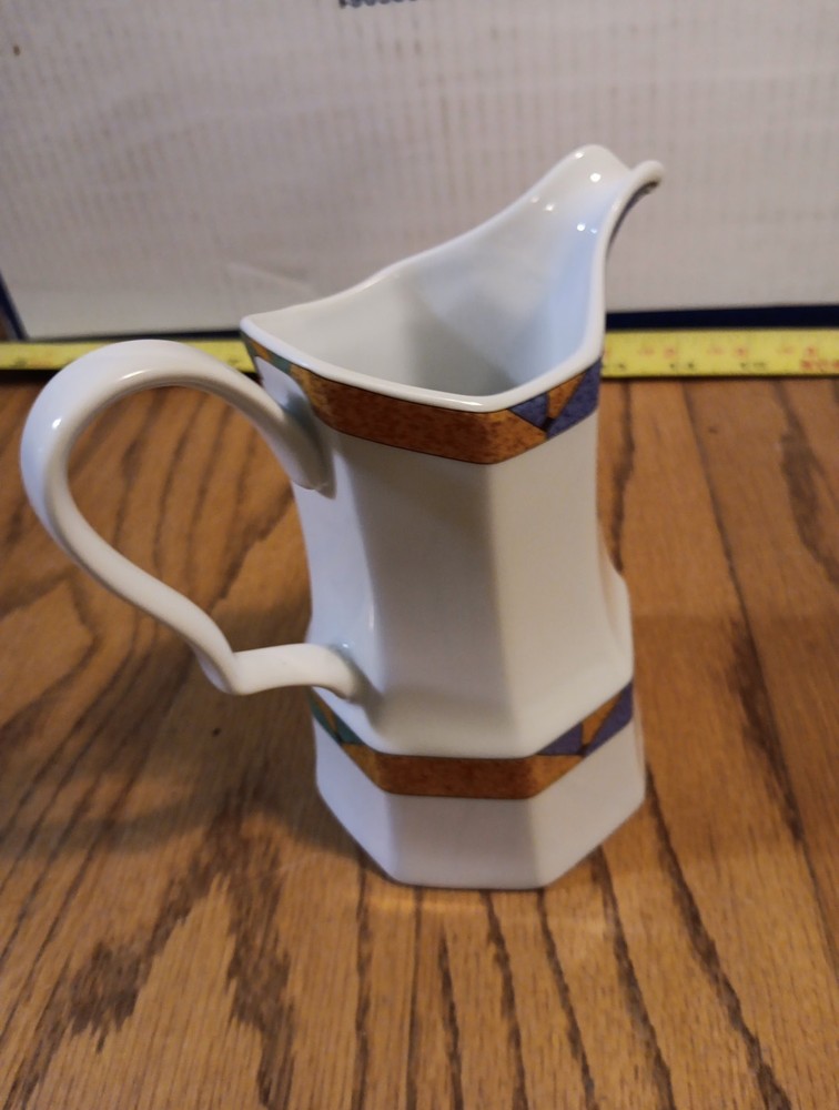 Studio Nova Creamer. Harmony Y0053