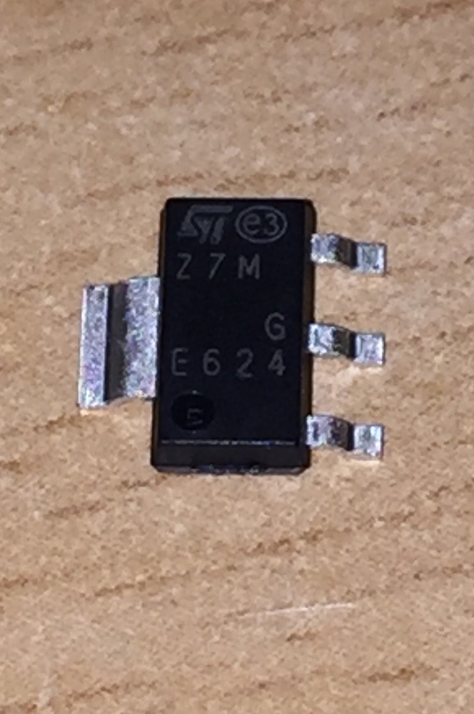 ST Z7M Triac SOT-223 Component. 1 PC