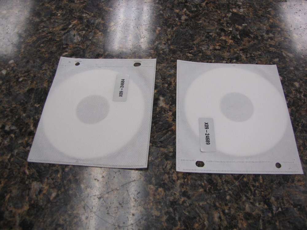 Lot of (2) Microsoft Licensing CD-ROM March 2003 Applications PC Software - MD39