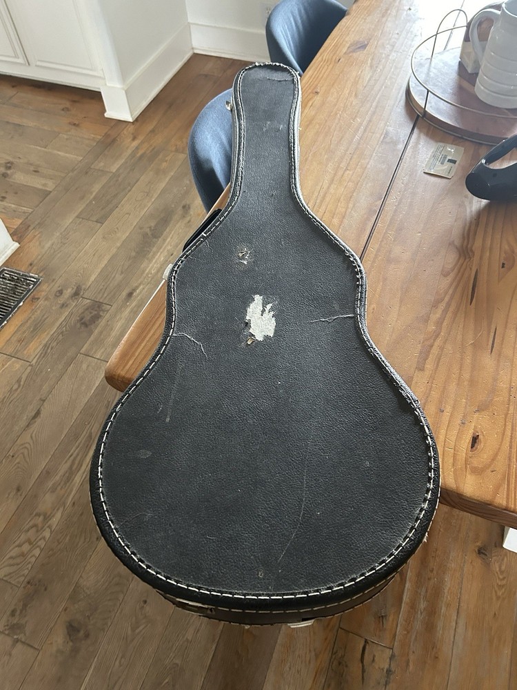 Decca Acoustic Guitar 124 New Strings