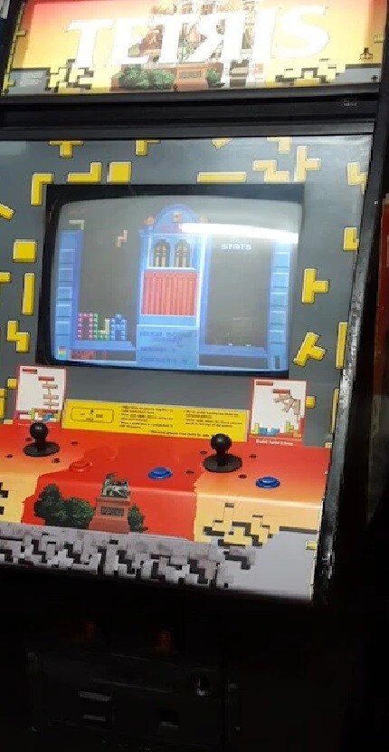 TETRIS ARCADE MACHINE by ATARI 1988 (Great Condition) *RARE*