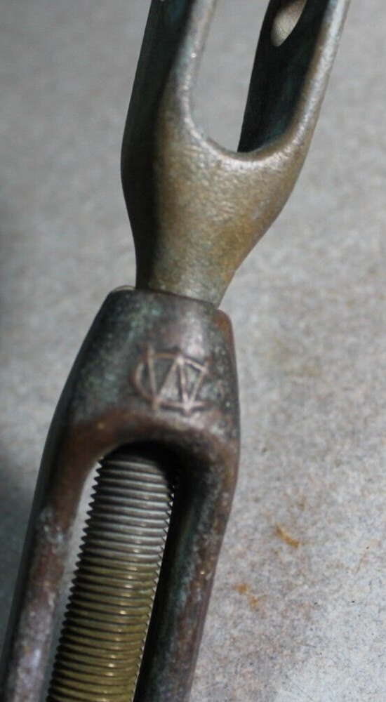 1/2” BRONZE TURNBUCKLE. FORGED WC