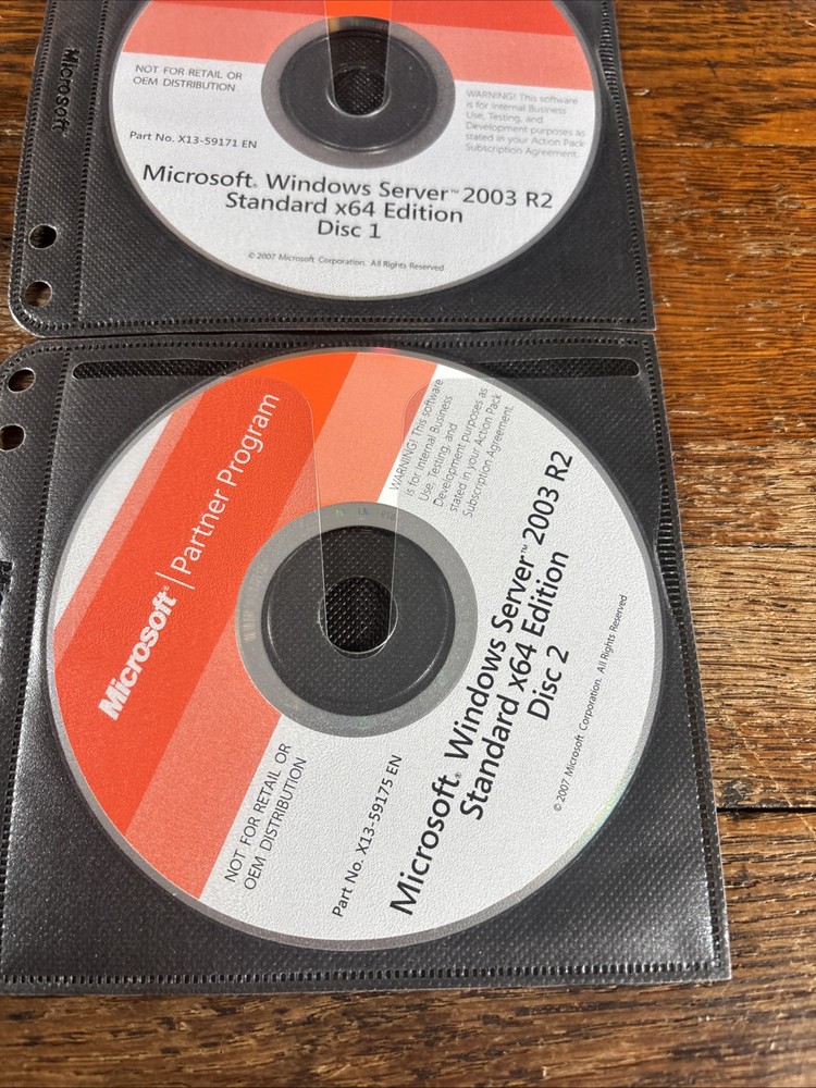 Microsoft Windows Small Business Server 2003 R2 Standard Edition With Key