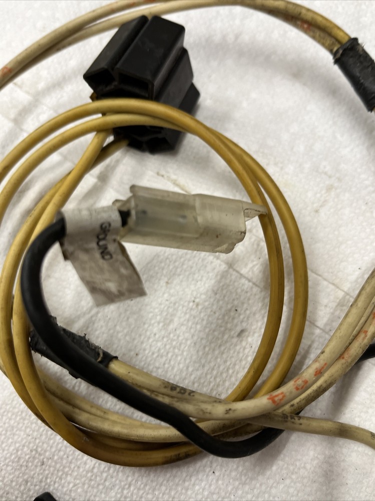 Peterbilt 379 Dash Fuse Panel Assembly Used 16-08479