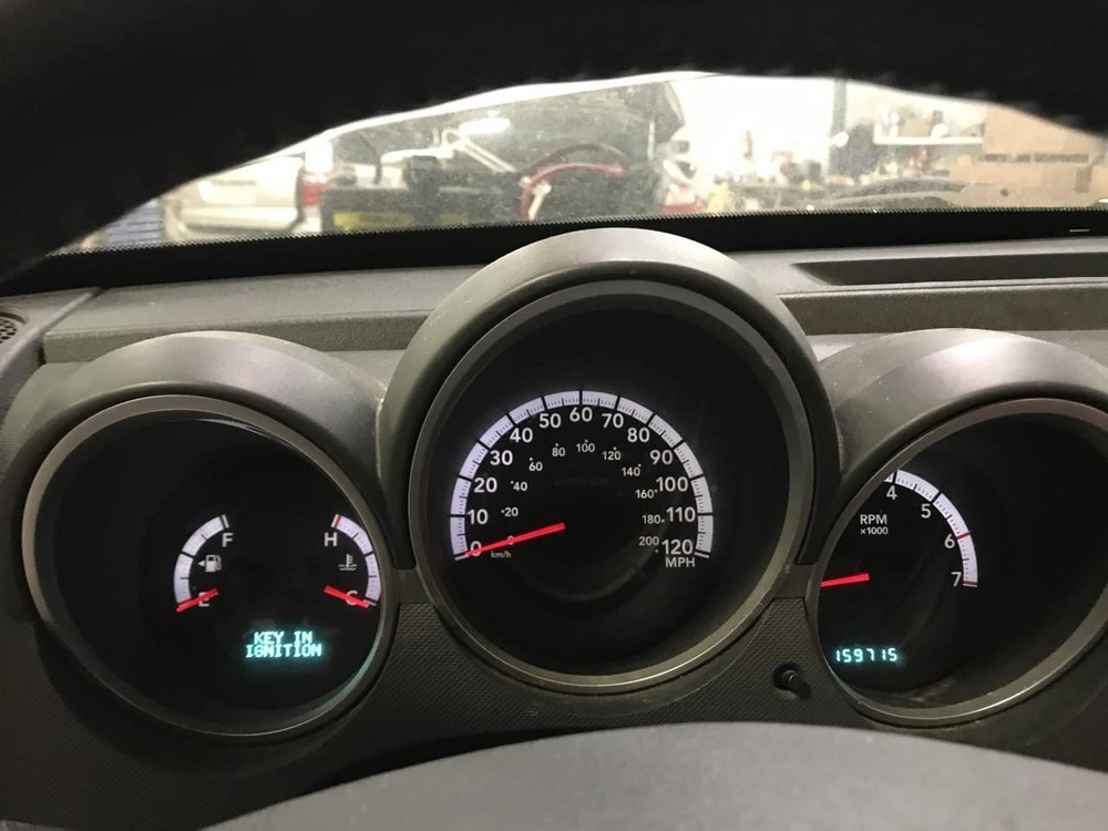 Speedometer Cluster MPH With Display Screen Fits 08 NITRO 2435024
