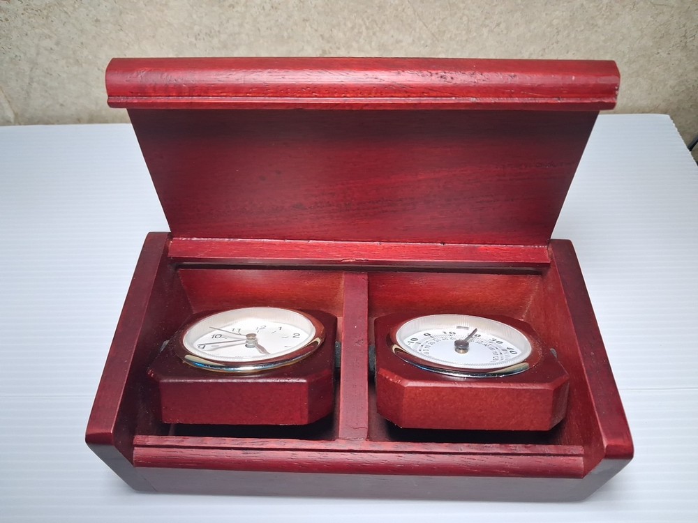 tioga downs barometer and quartz clock