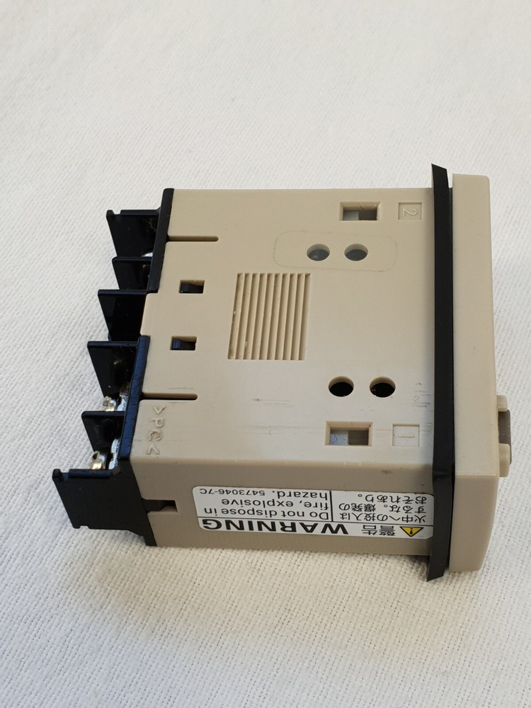 Omron H7ET-N1 Time Counter - Unused