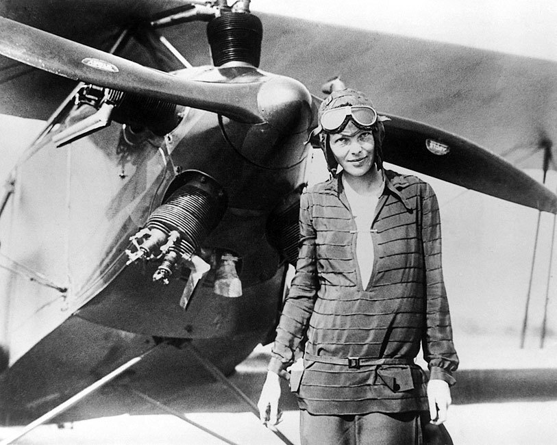 AMELIA EARHART BEFORE TRANS-ALANTIC FLIGHT 8x10 GLOSSY PHOTO PRINT