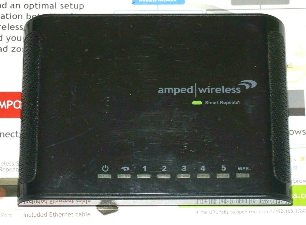 Amped Wireless SR300 High Power Wireless-300N Smart Repeater