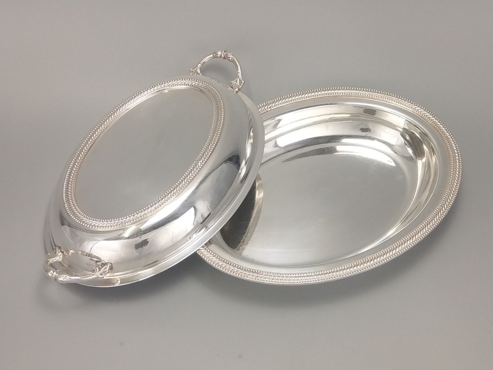 Silver plated entrée dish medium oval meat serving dish plated on copper