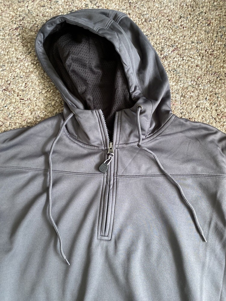 White Bear Clothing Co. Men's 1/4 Zip Gray Softshell Pullover Size XL