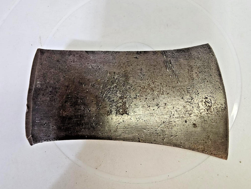 Vtg Rustic Single Bit Axe Head Tool -413g - A17