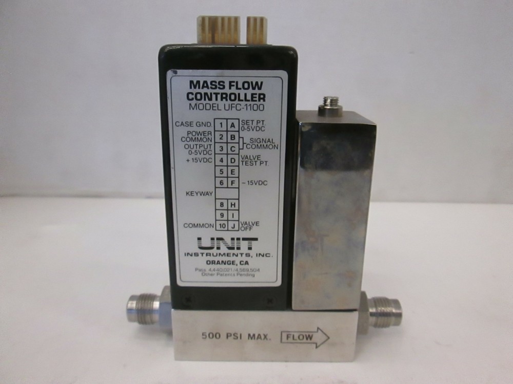 Unit UFC-1100, Mass Flow Controller, 50 SCCM, He, Used