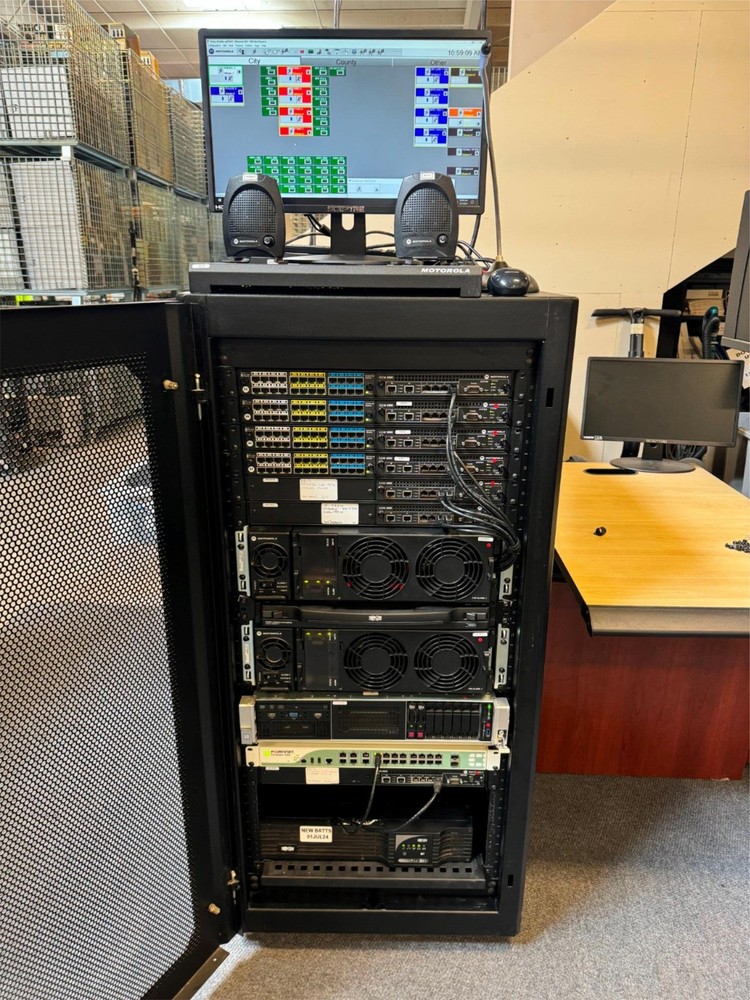 Motorola K Core Conventional Dispatch Console System Complete MCC7100 MCC7500