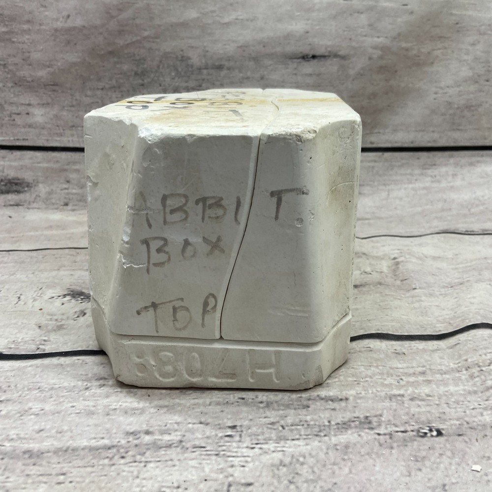 Holland Ceramic Casting Mold Rabbit Box Top #H-708