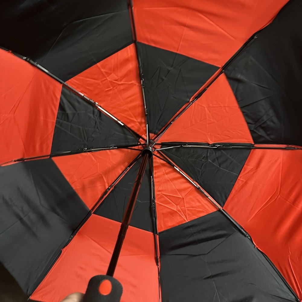 HUNTER Vented Compact Umbrella Black & Red Alternating w/ Cover 100% Polyester