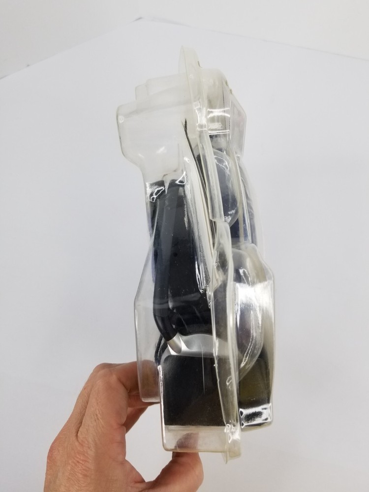 Panasonic SL-SW965 Shockwave Water-Resistant Portable CD Player – Silver