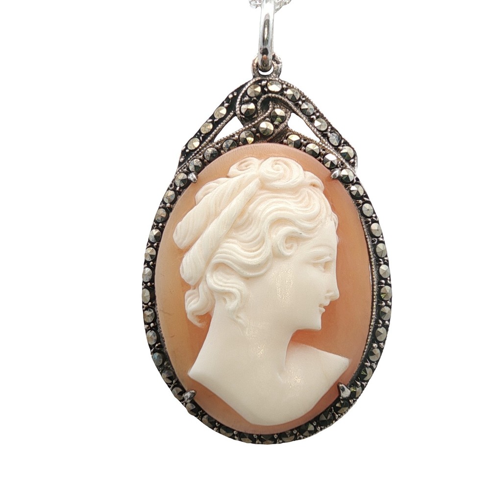 Graceful Charm – Silver Marcasite & Shell Cameo Pendant