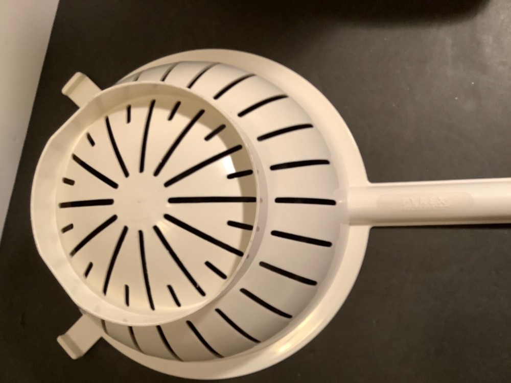 PYREX Accessories White 8.5” Colander Strainer with Handle Pot Hooks Vintage