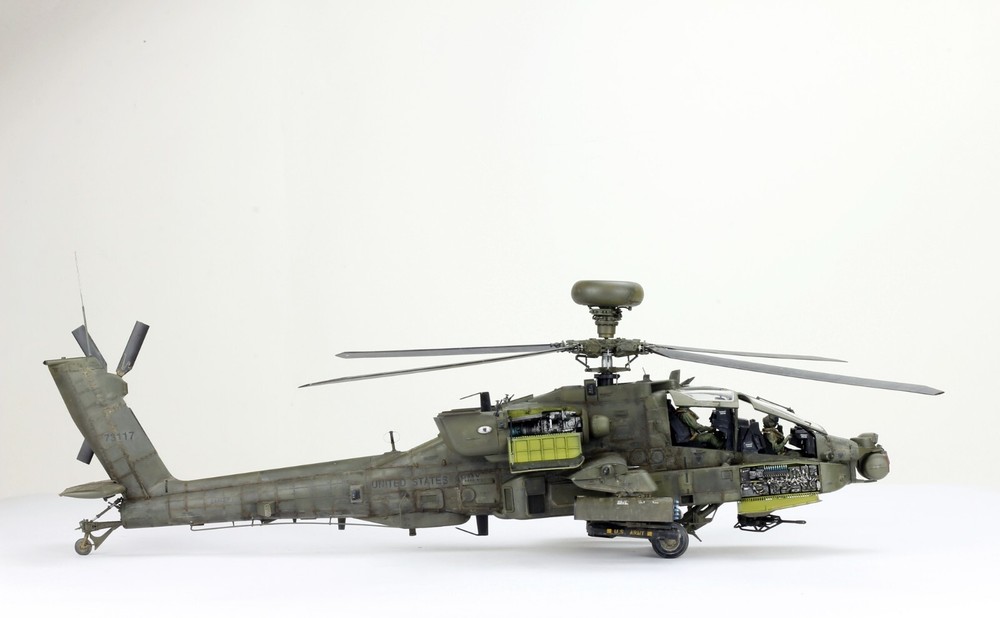 ProBuilt 1:35 AH-64D Apache Longbow Helicopter /w 2 Pilots (PreOrder)