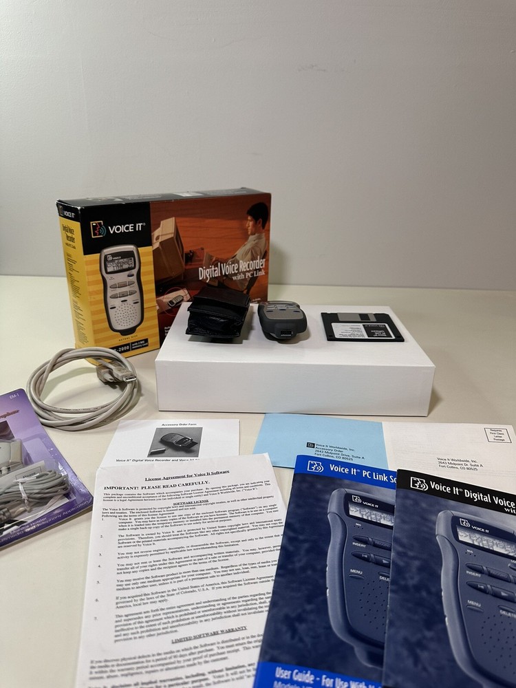 Voice It Digital Voice Recorder With PC Link VR-2000