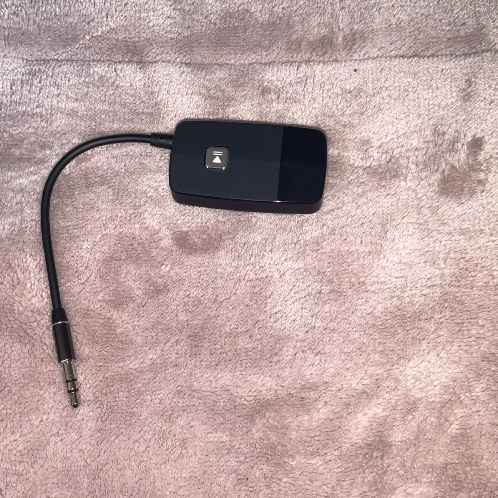 J205 Wireless Multi-Purpose Bluetooth Transmitter 3.5mm Jack to RCA Black