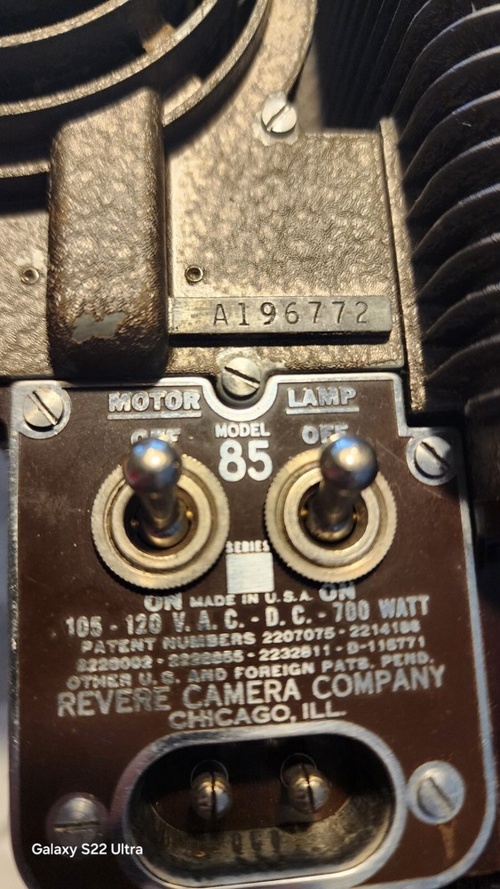 Revele 8 Model 85 Projector