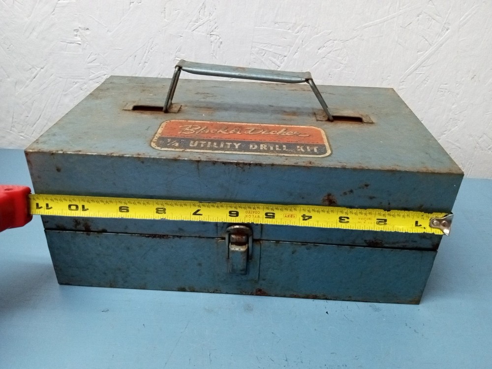 Vintage Black & Decker Utility Drill Kit Tool Box (LL)