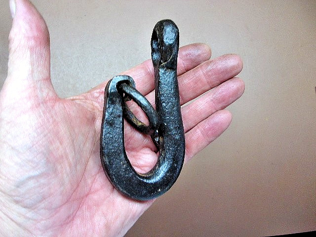 Rustic Blacksmith Forged Hook & Link Crude 5" Long Unique Rustic Decor LQQK!
