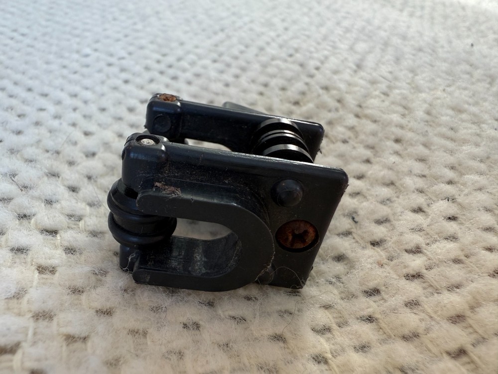 Saunders Cable Guard Slide