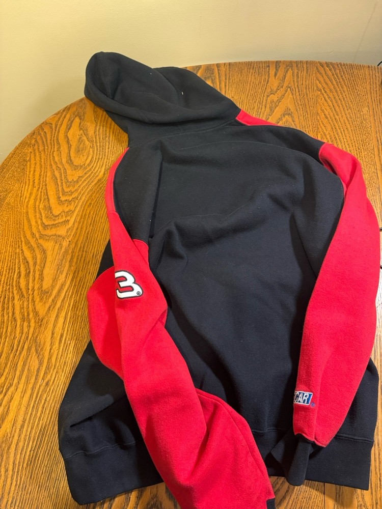 Dale Earnhardt Size Large Pullover