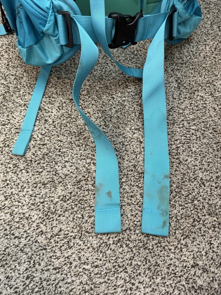 Osprey Kresta 30 Ski Snowboard Backpack