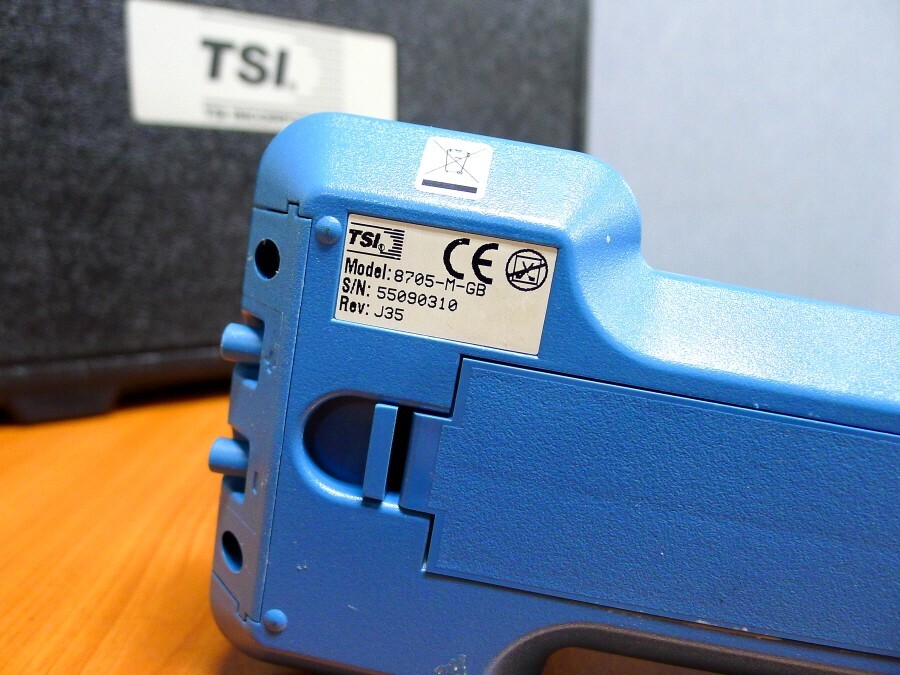 TSI 8705-M-GB DP-CALC MICRO MANOMETER