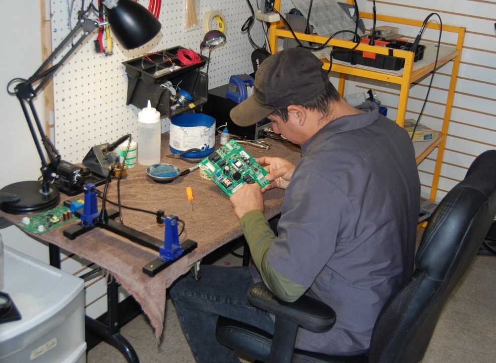 Whirlpool Refrigerator Control Board - Part # W11088499 | W10446514