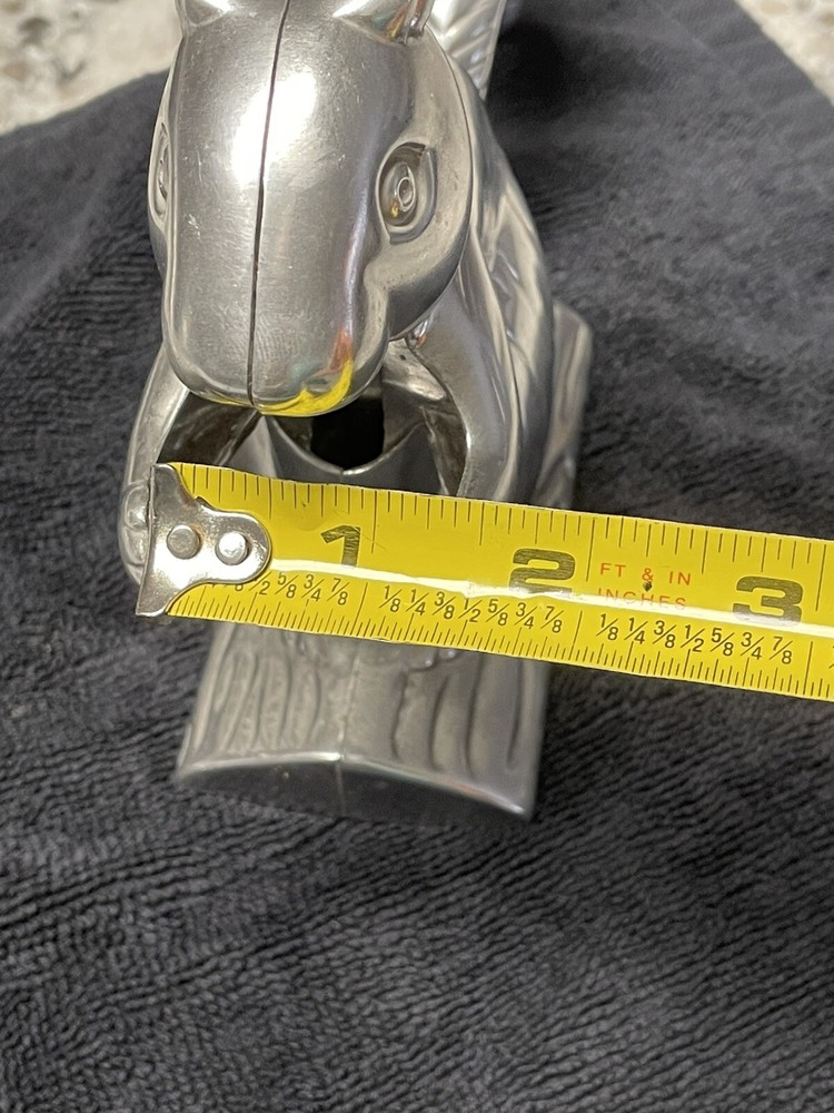 Squirrel Metal Nutcracker Nut
