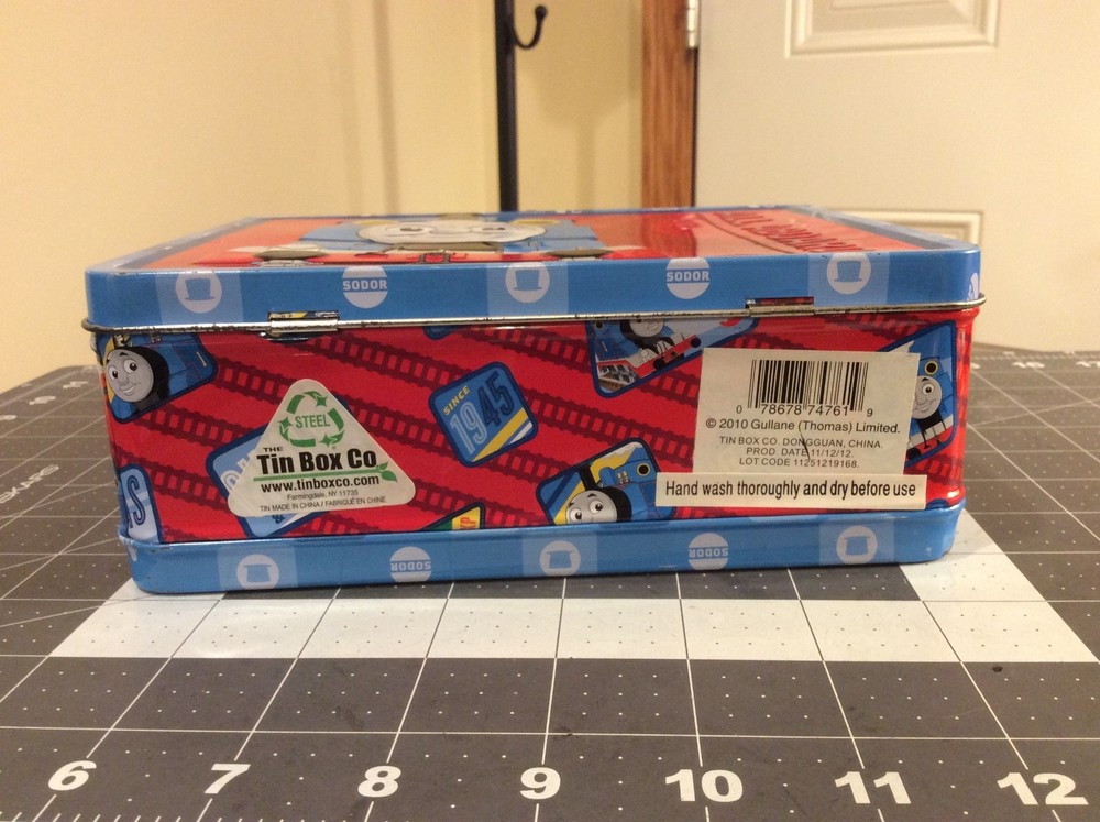 Thomas The Tank Engine Train Lunchbox All Aboard 2010 Tin Box Co