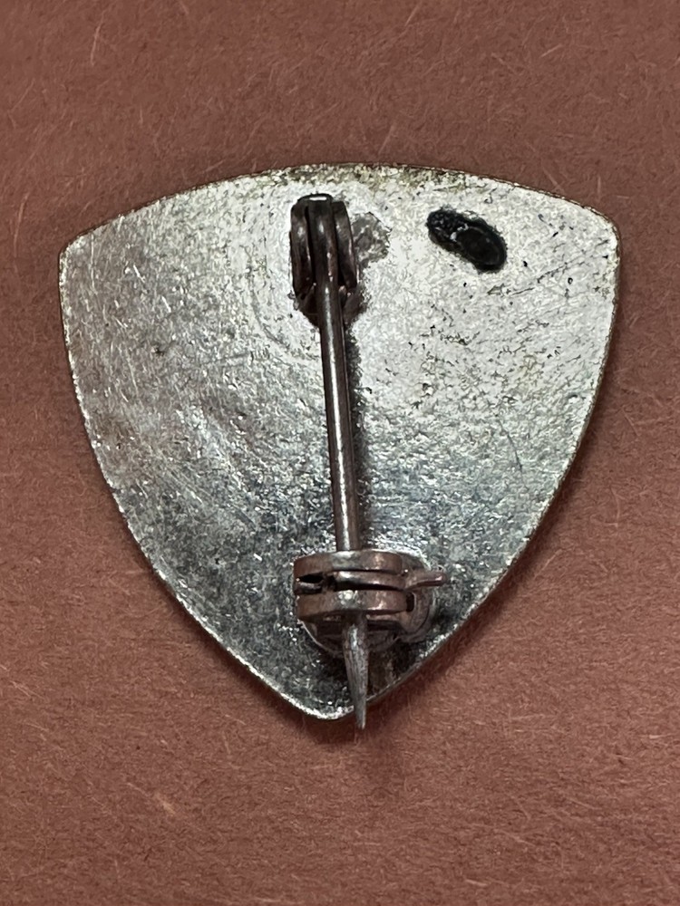 WW2 US Original Army Third Service Command DUI DI Unit Crest Pin 3rd
