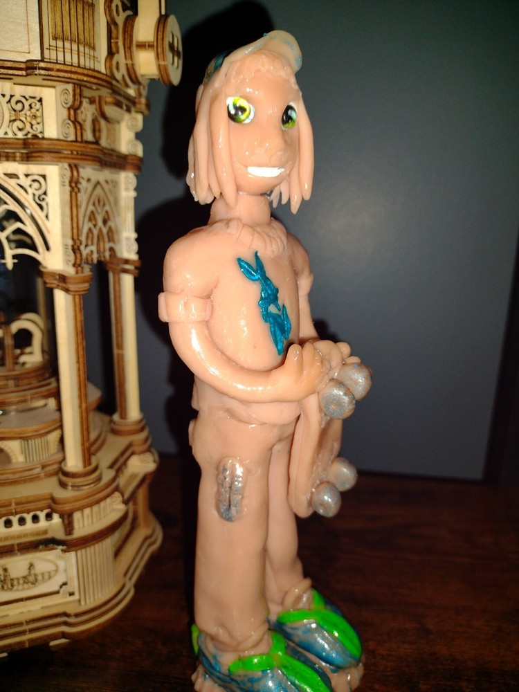 VANS Skater Sculpture  8 inch
